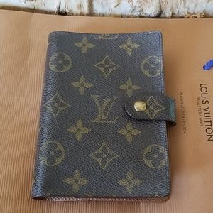 Authentic Louis Vuitton agenda wallet
